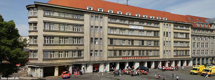 Hauptfeuerwache Leipzig am Florianstag 2009
