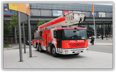 3x Gelenkteleskopmast